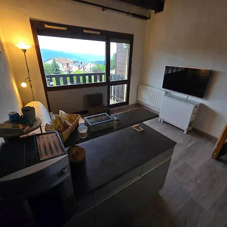 Cozy Avec Mezzanine דירה *
